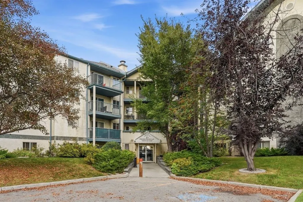 21 Dover Point SE #417