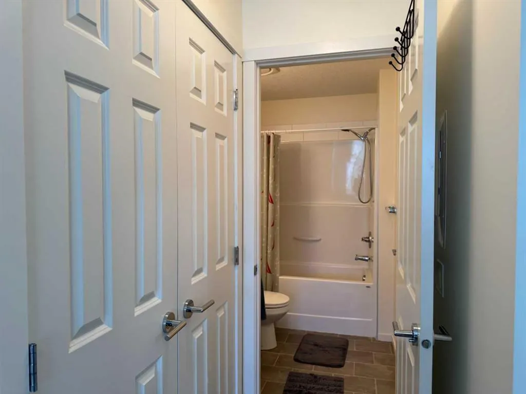 99 Copperstone Park SE #3313
