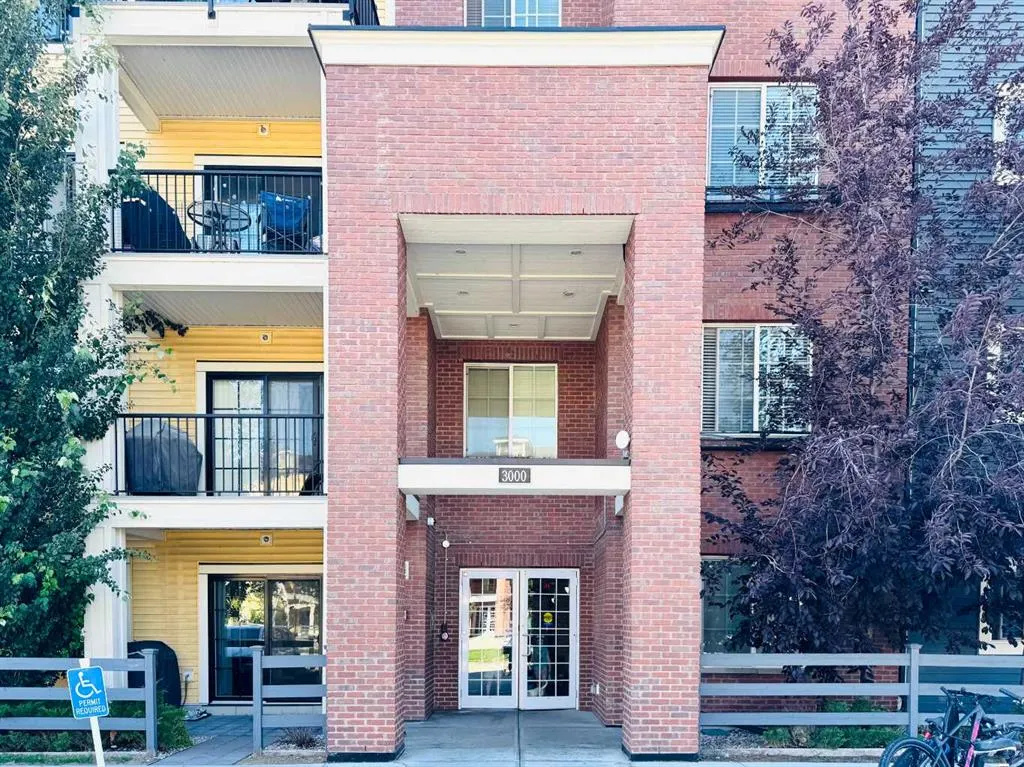 99 Copperstone Park SE #3313