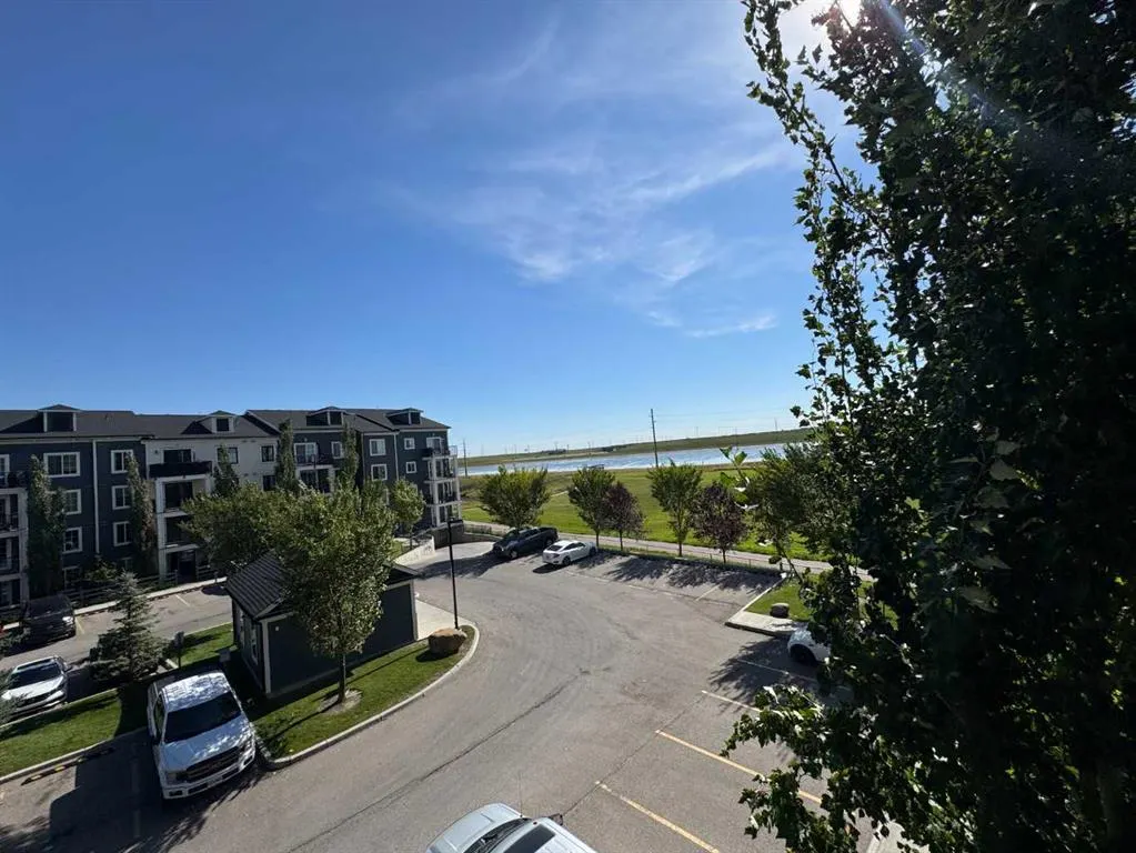 99 Copperstone Park SE #3313