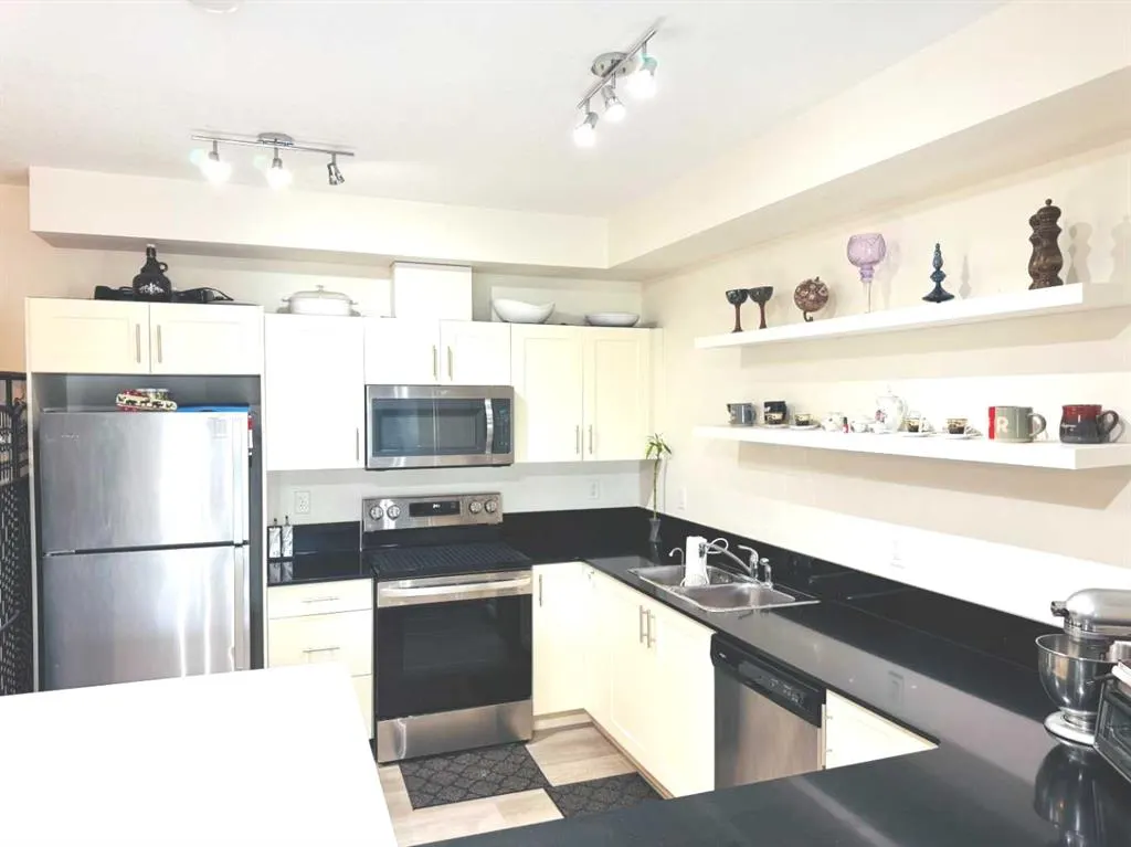 99 Copperstone Park SE #3313
