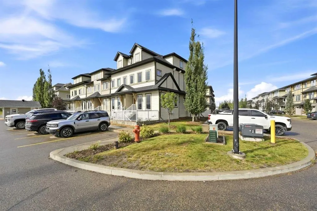 339 Viscount Drive #909