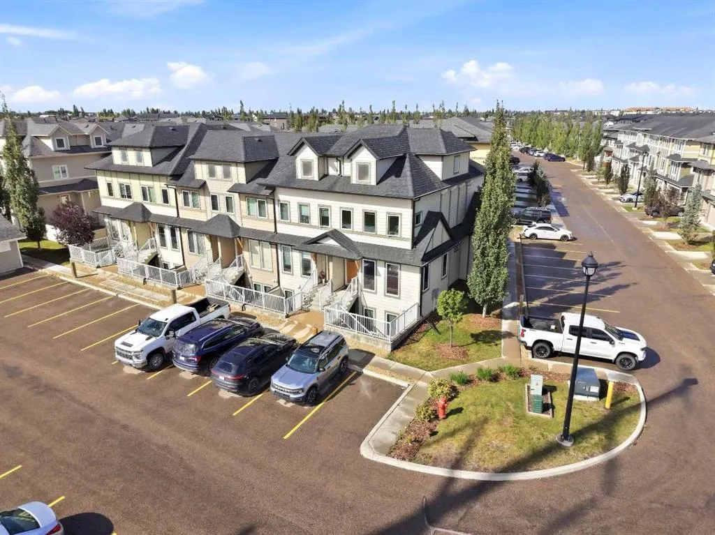 339 Viscount Drive #909