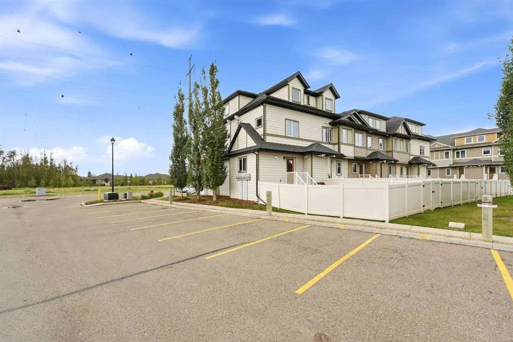 339 Viscount Drive #909
