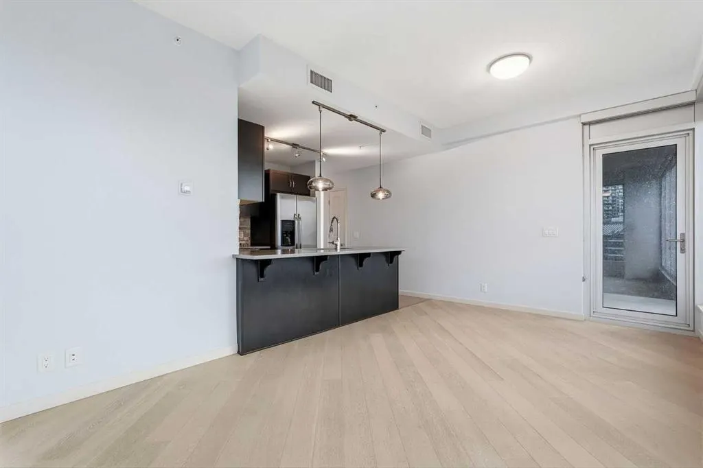 1320 1 Street SE #1507