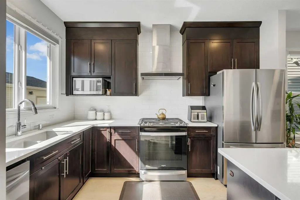 143 Dawson Harbour Hill