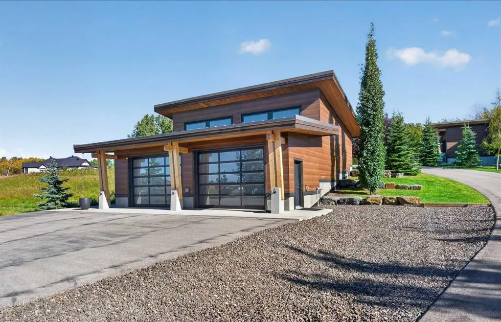 80 Willow Creek Heights