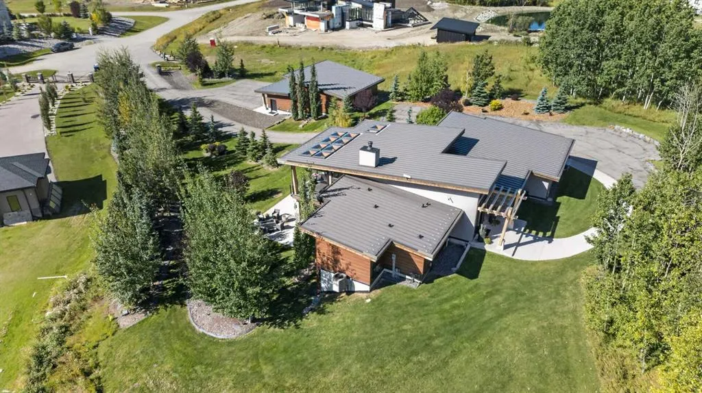 80 Willow Creek Heights