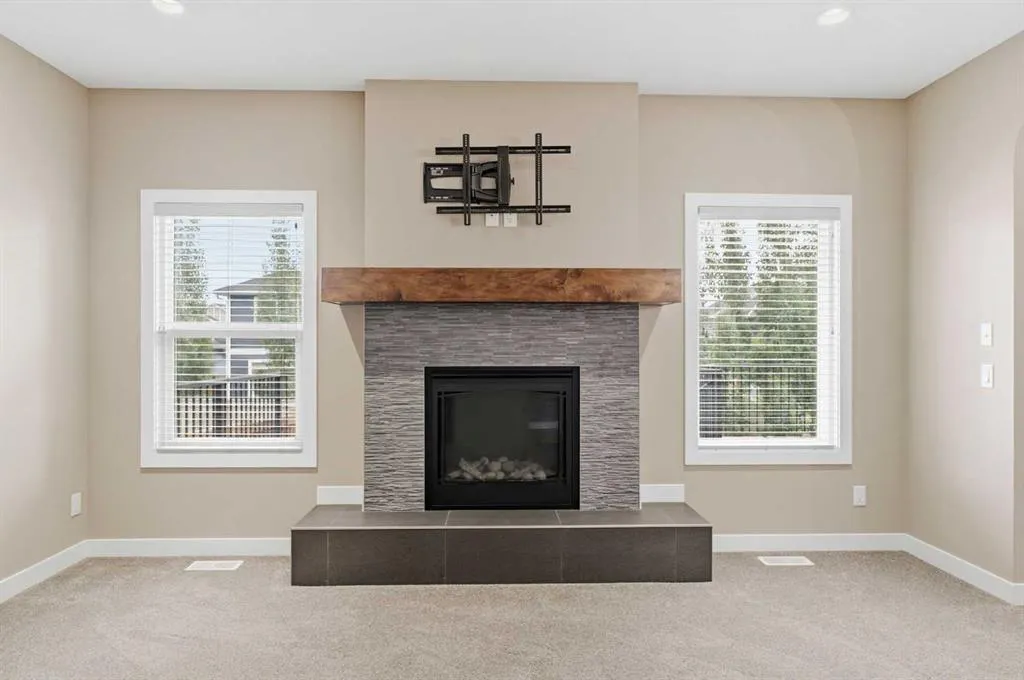 300 Aspenmere Way