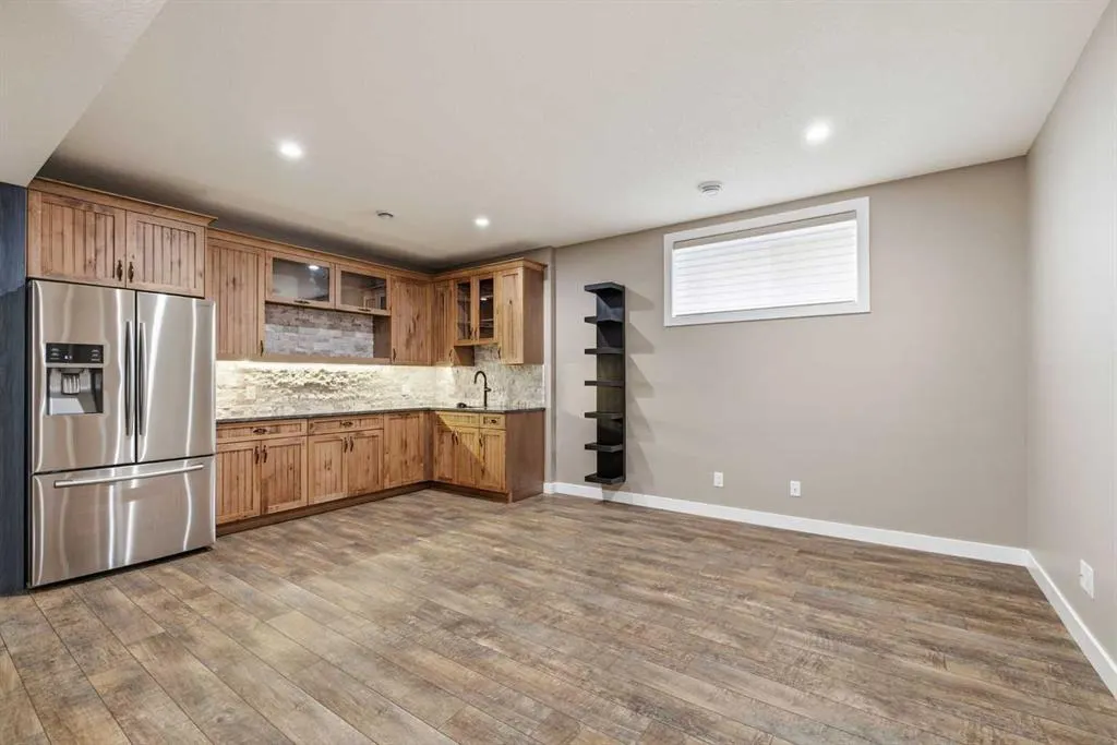 300 Aspenmere Way