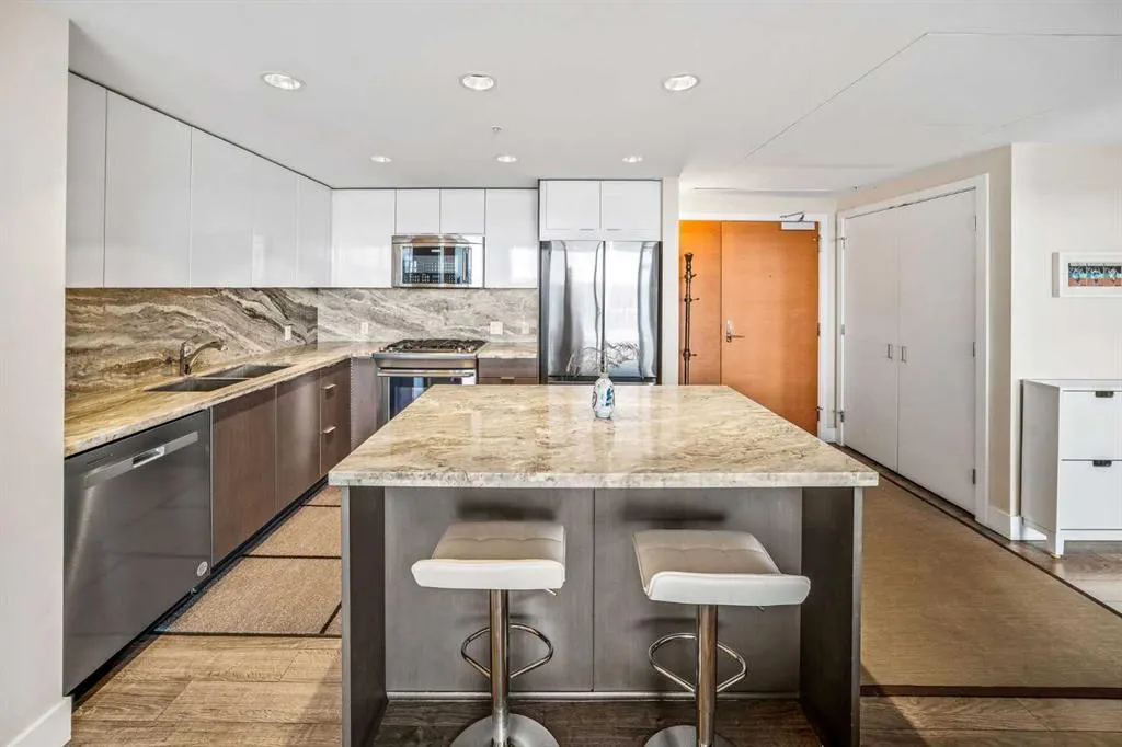 519 Riverfront Avenue SE #604