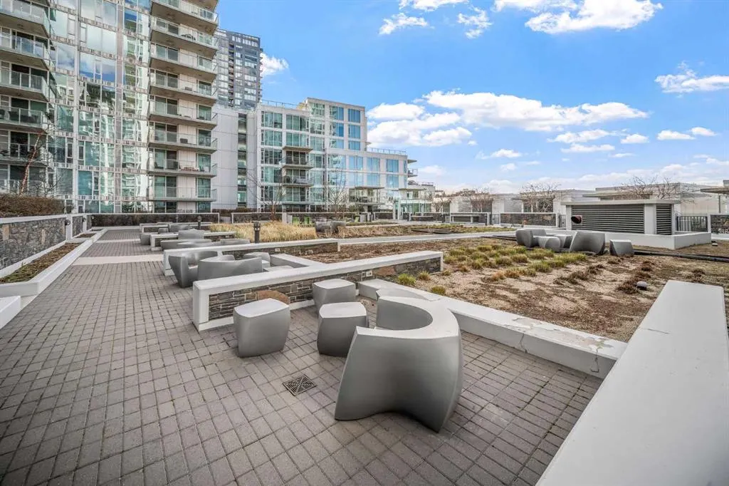 519 Riverfront Avenue SE #604