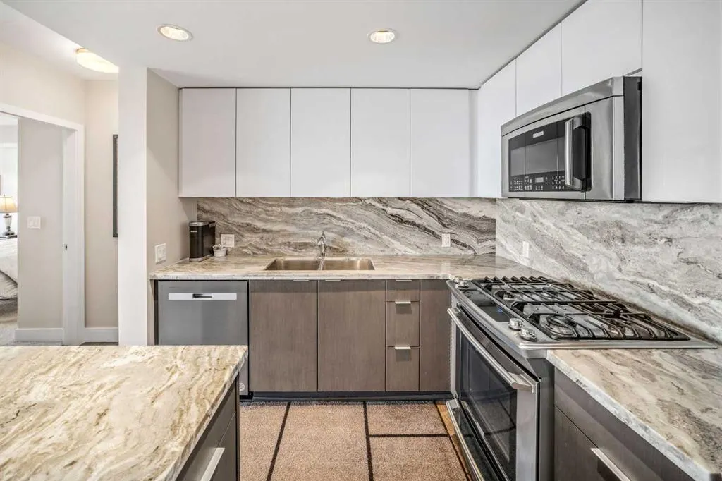 519 Riverfront Avenue SE #604