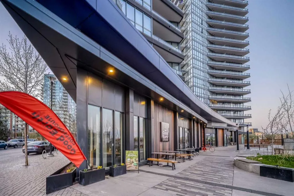 519 Riverfront Avenue SE #604