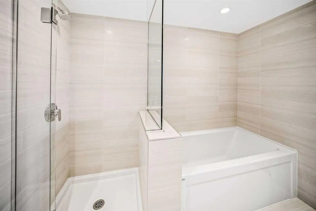 519 Riverfront Avenue SE #604