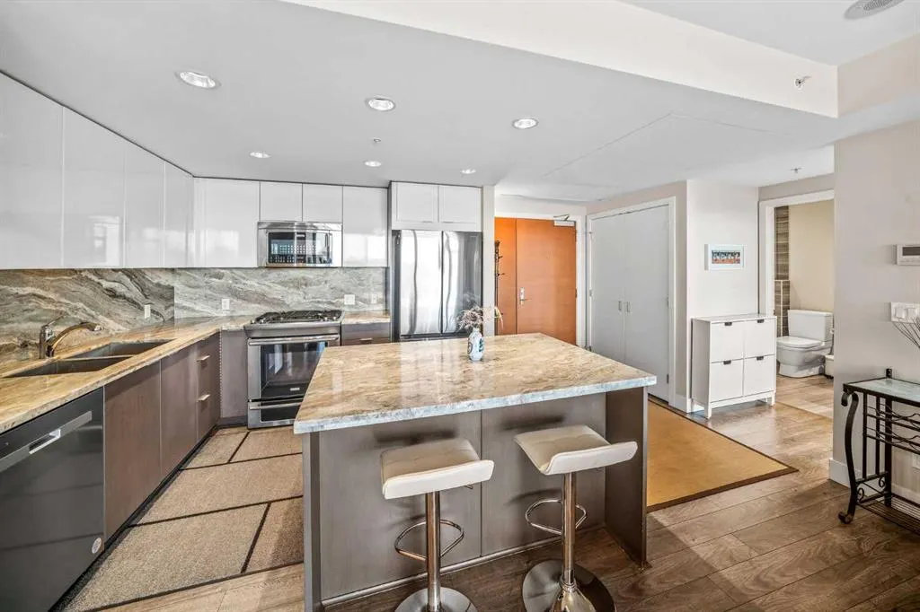 519 Riverfront Avenue SE #604