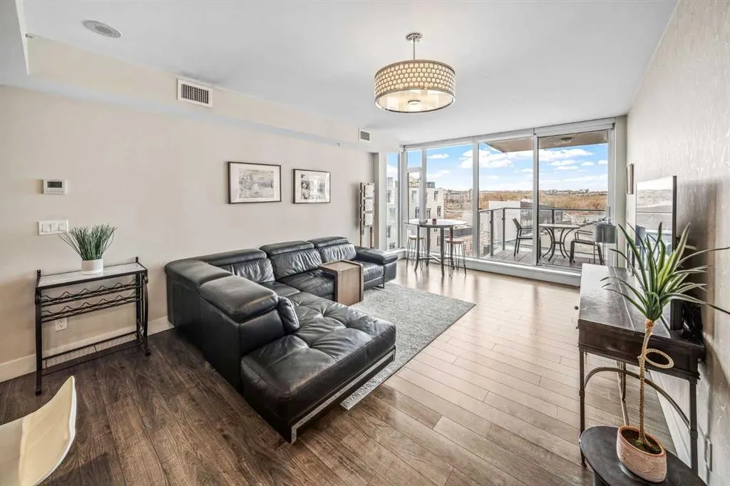 519 Riverfront Avenue SE #604