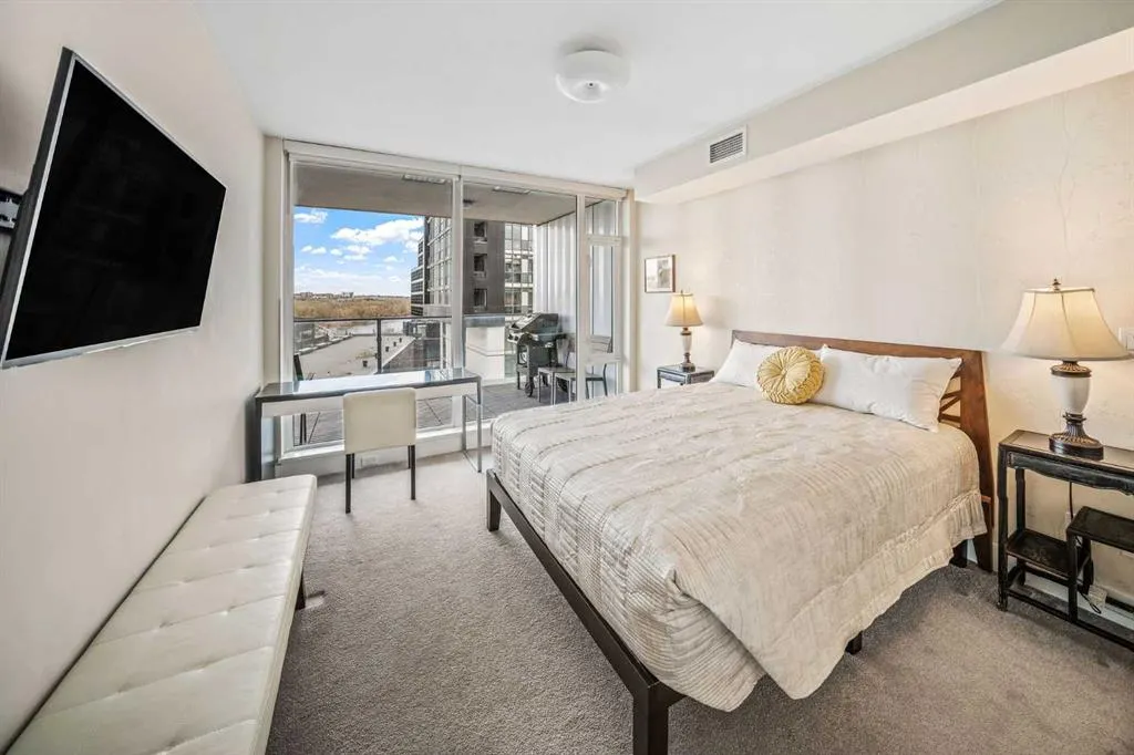 519 Riverfront Avenue SE #604