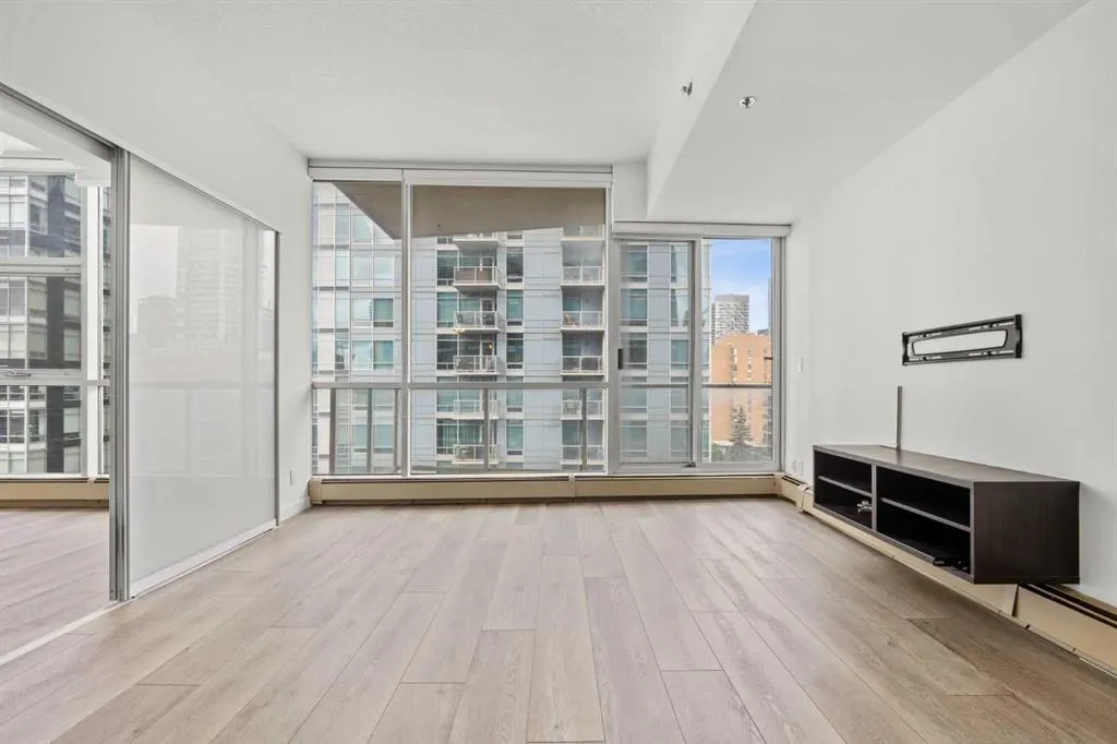 135 13 Avenue SW #706