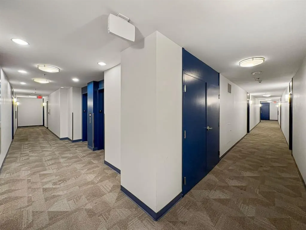 135 13 Avenue SW #706