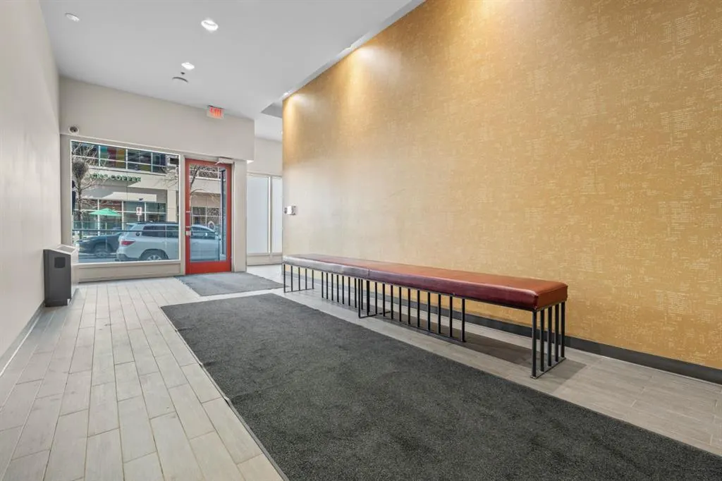 135 13 Avenue SW #706