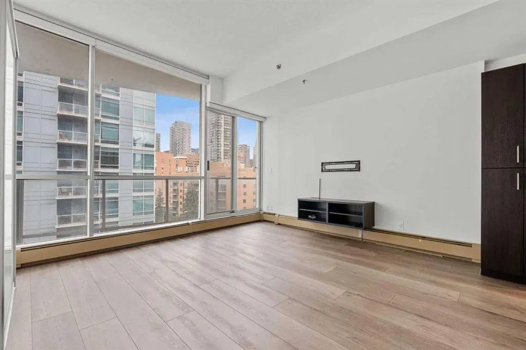 135 13 Avenue SW #706