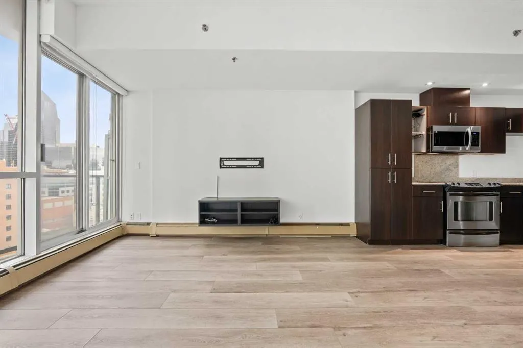 135 13 Avenue SW #706