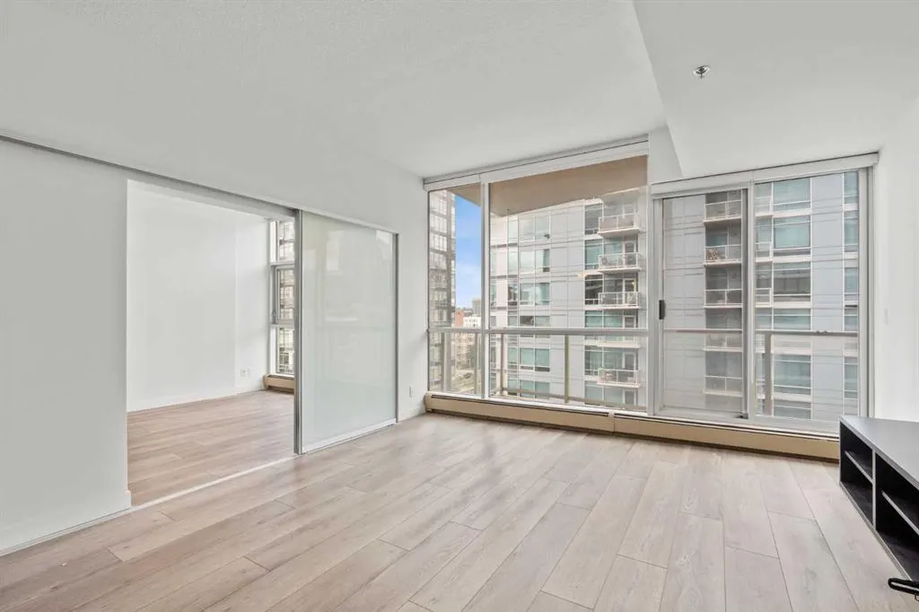 135 13 Avenue SW #706