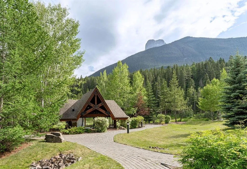 106 Stewart Creek Landing #105