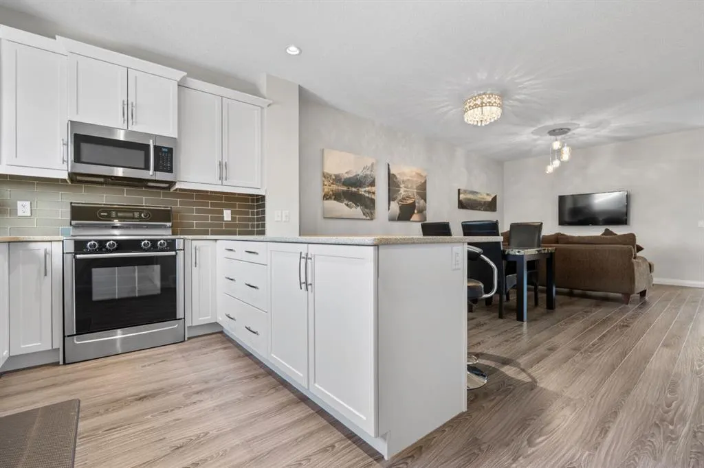 31 Red Embers Lane NE