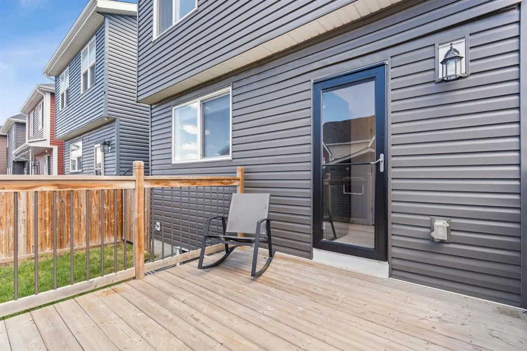 31 Red Embers Lane NE