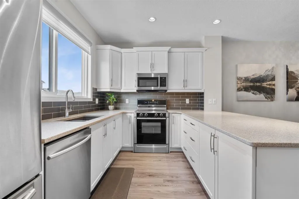 31 Red Embers Lane NE