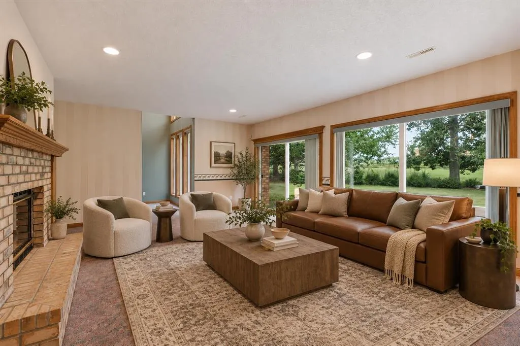 30175 Woodland Way
