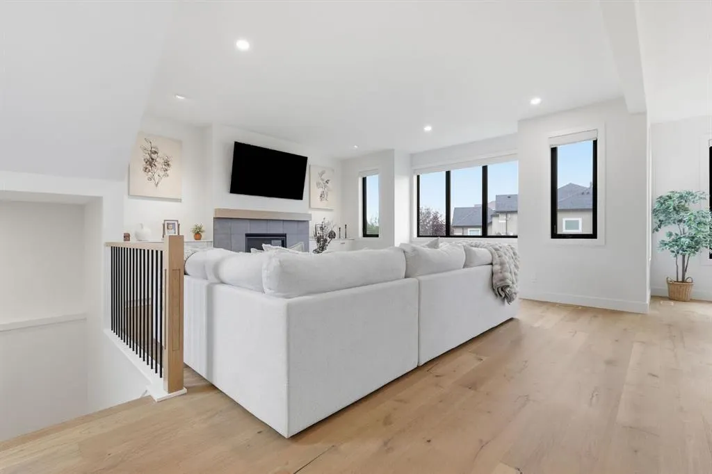 430 Monterra Bay