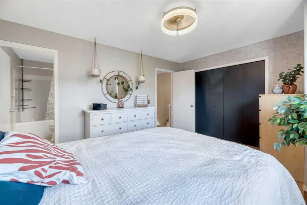 101 Tuscany Springs Gardens NW