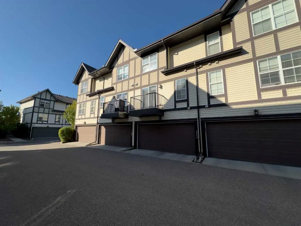 1111 Cranford Court SE