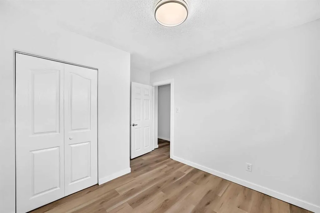 2016 46 Street SE