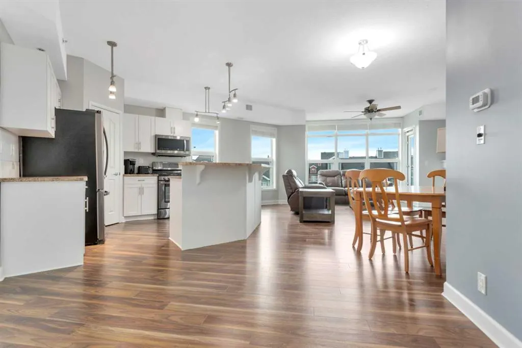 5040 53 Street #321