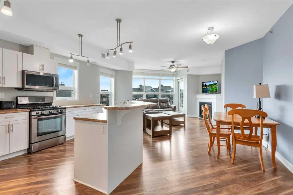 5040 53 Street #321