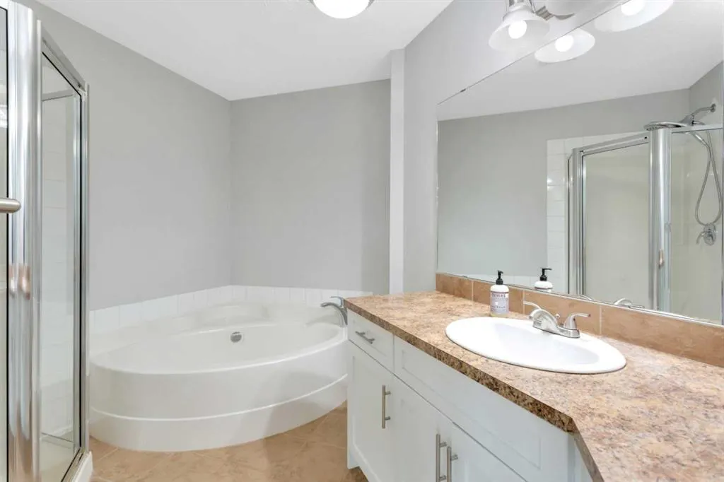5040 53 Street #321