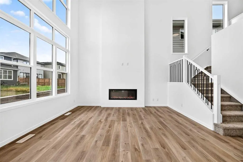 551 Mercado Avenue SE
