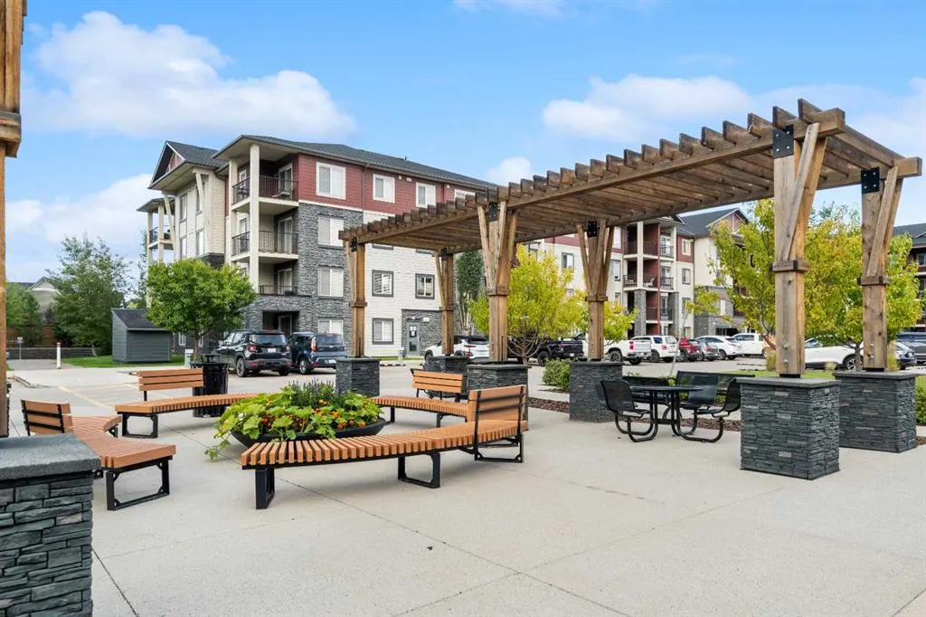 81 Legacy Boulevard SE #1304