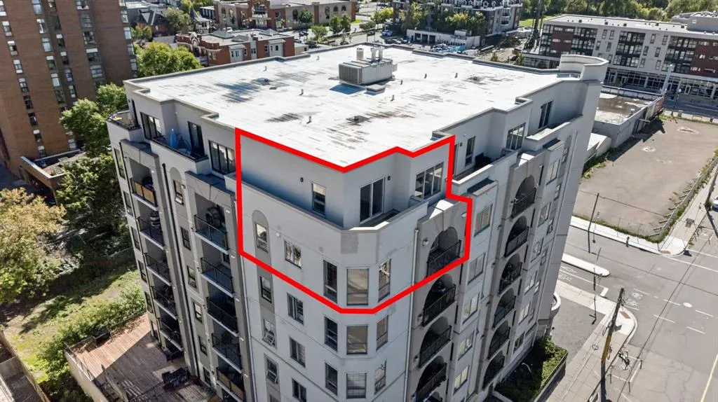 108 15 Avenue SE #707