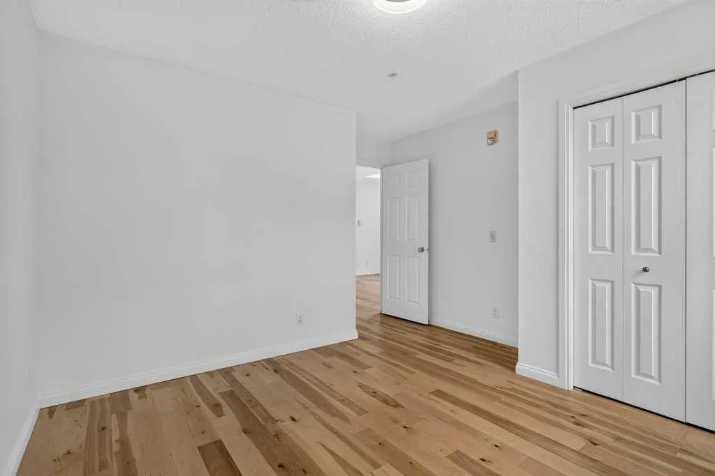 108 15 Avenue SE #707