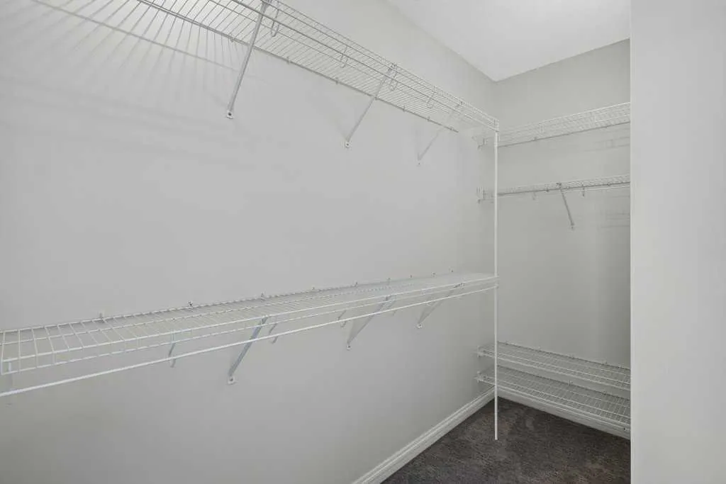 108 15 Avenue SE #707