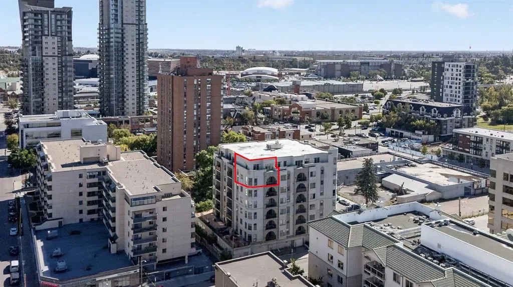 108 15 Avenue SE #707