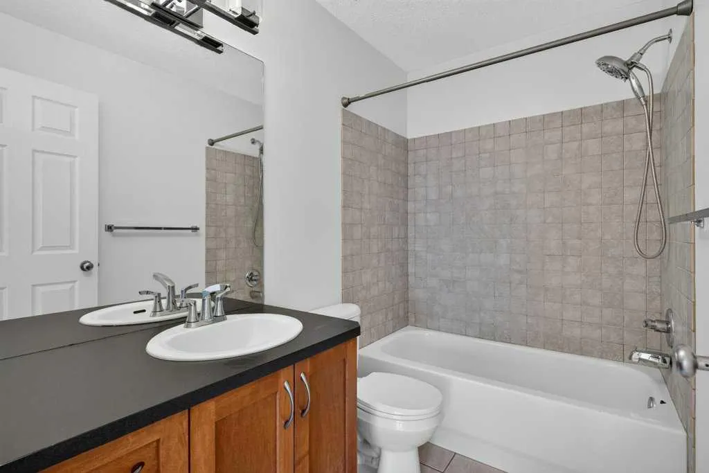 108 15 Avenue SE #707