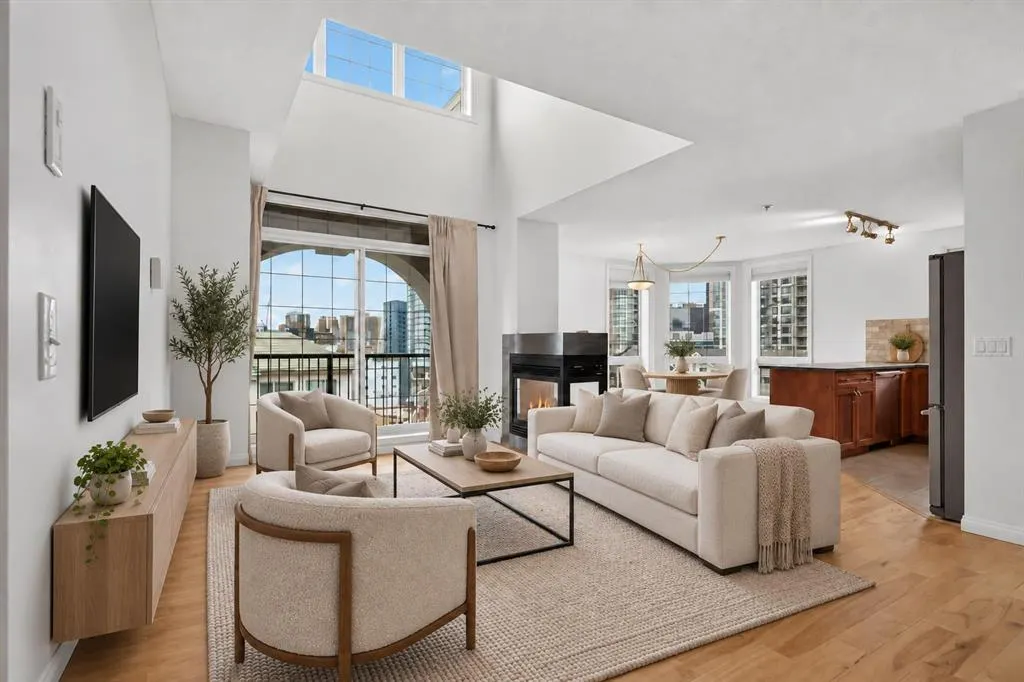108 15 Avenue SE #707