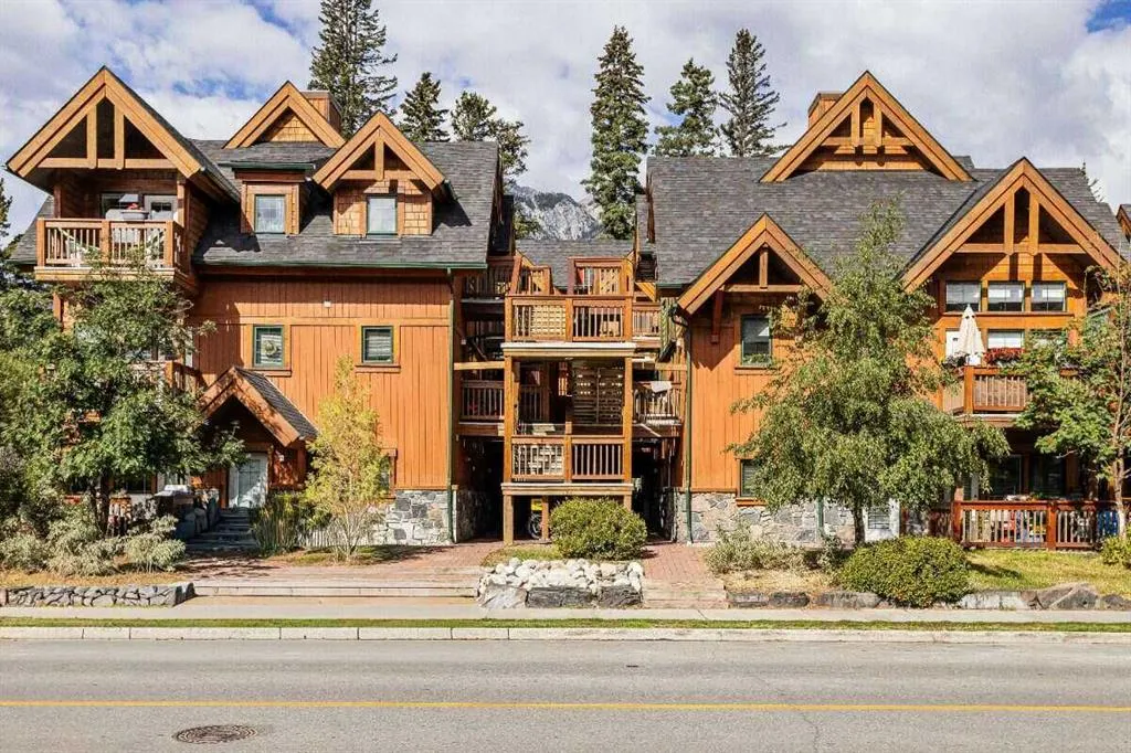 343 Marten Street #307
