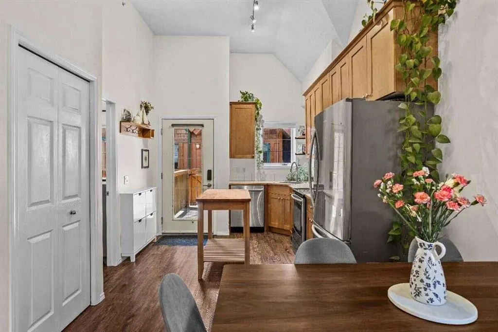 343 Marten Street #307